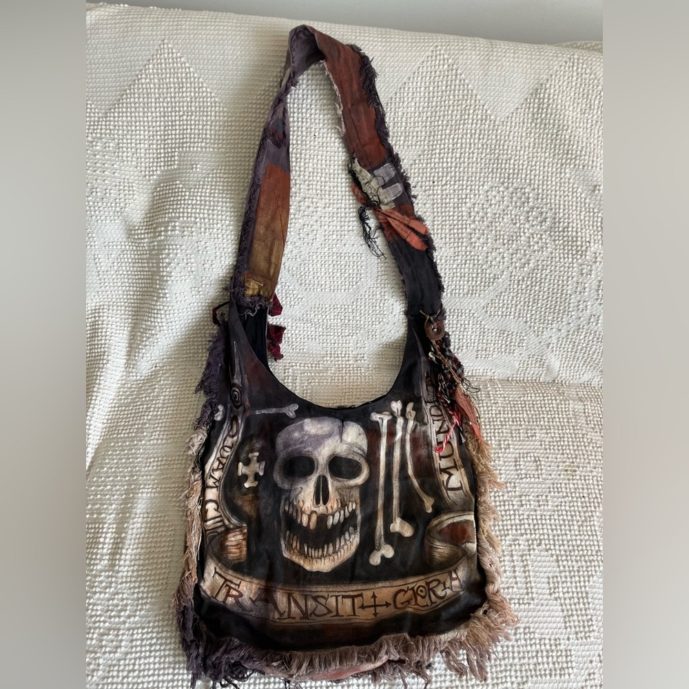 NWOT skull traveler bag Handmade WORK OF ART carry it or hang it on your wall - Picture 2 of 16